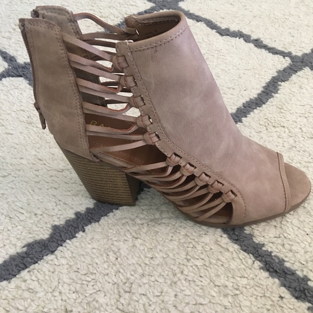 Women’s Rampage Sandals - Picture 2 of 5